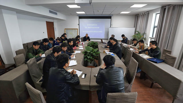 宜昌市地質(zhì)學(xué)會(huì)舉辦第一期巖礦鑒定培訓(xùn)班